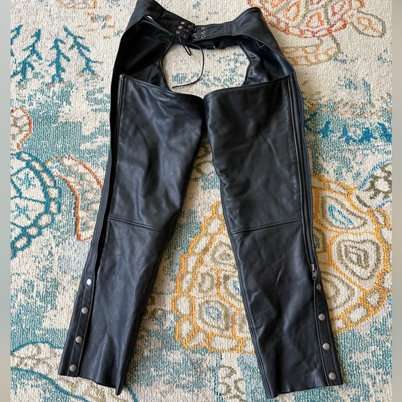 Expert Riding leathers - Picture 2 of 16